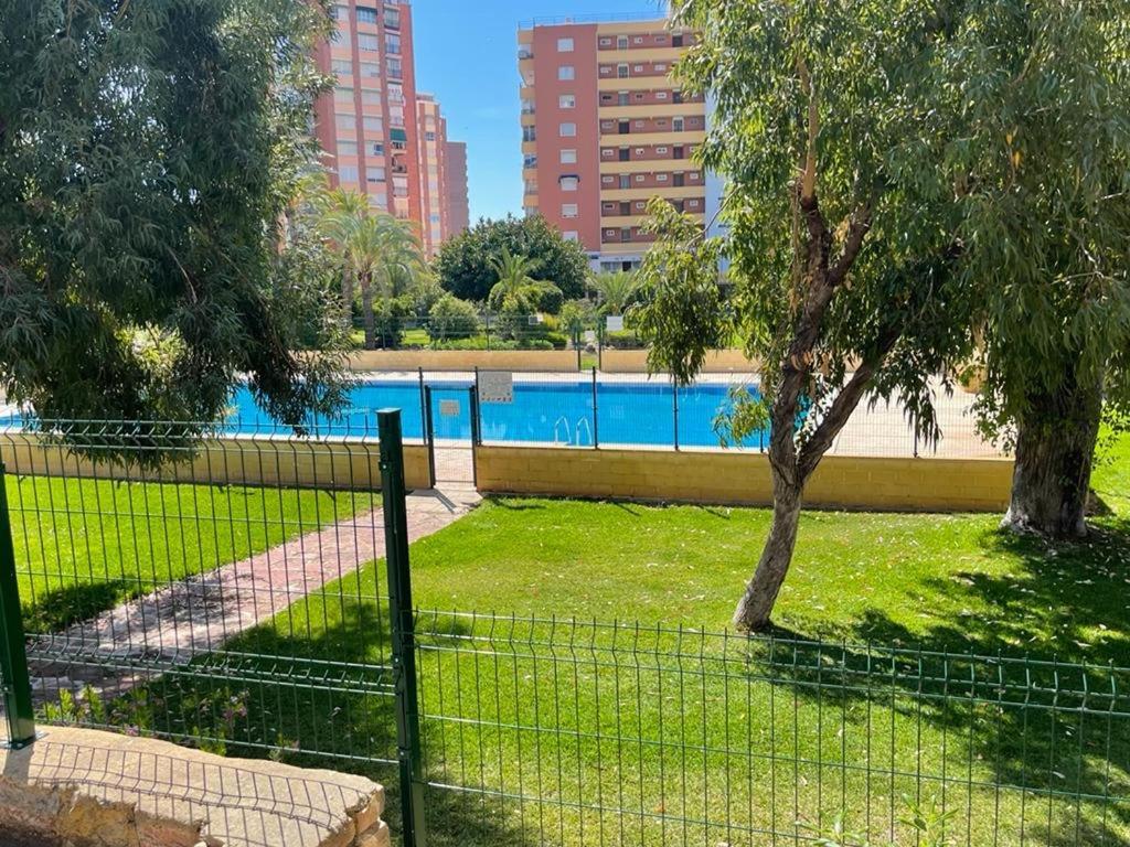 Apartamento Suzana Benidorm Bagian luar foto
