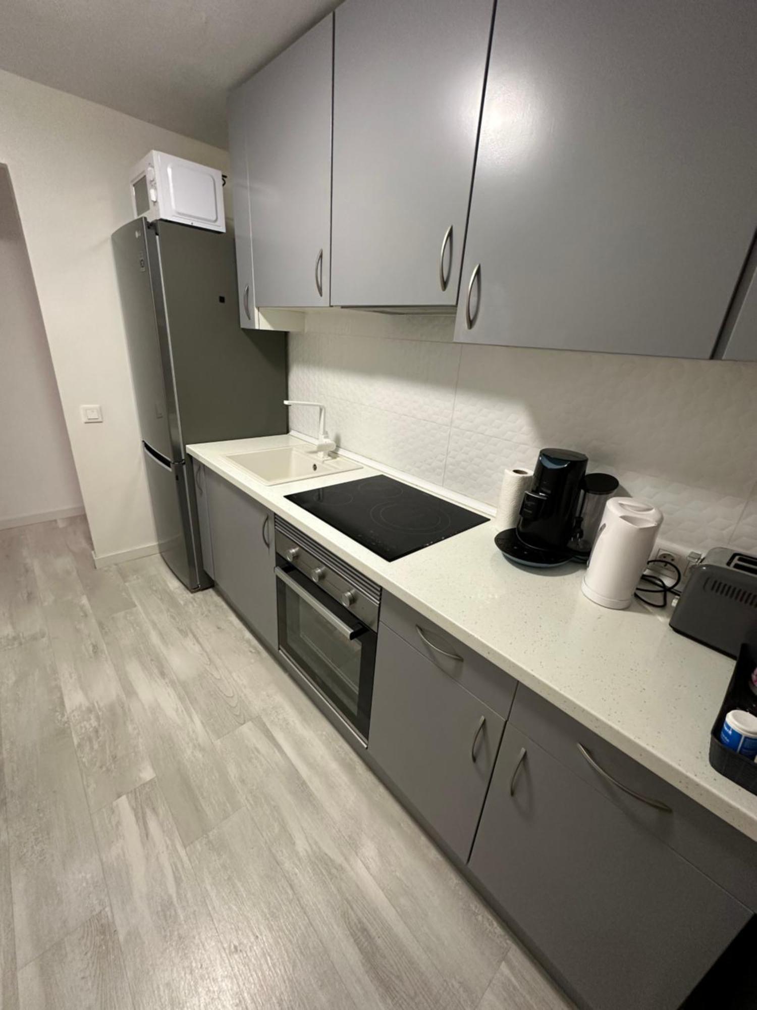 Apartamento Suzana Benidorm Bagian luar foto